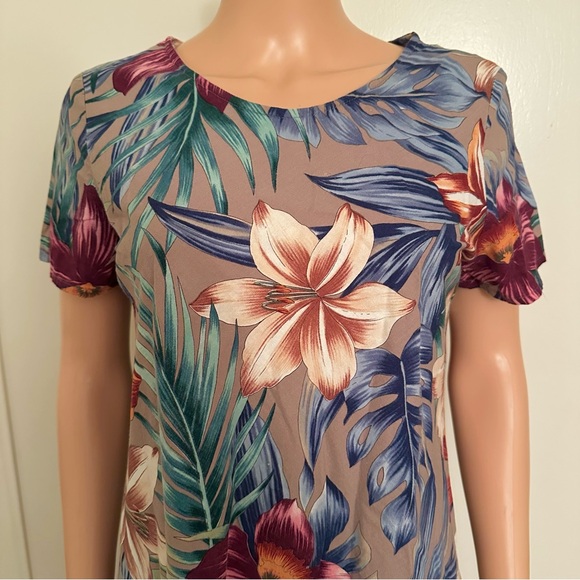 Vintage Hilo Hattie Hawaiian Dress Medium Floral Short Sleeve Modest Grey - Picture 2 of 5